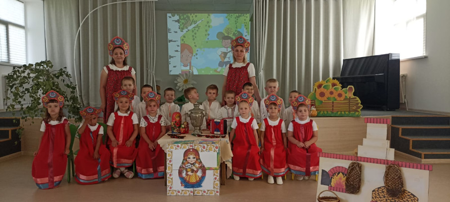 Народные посиделки Народные посиделки.